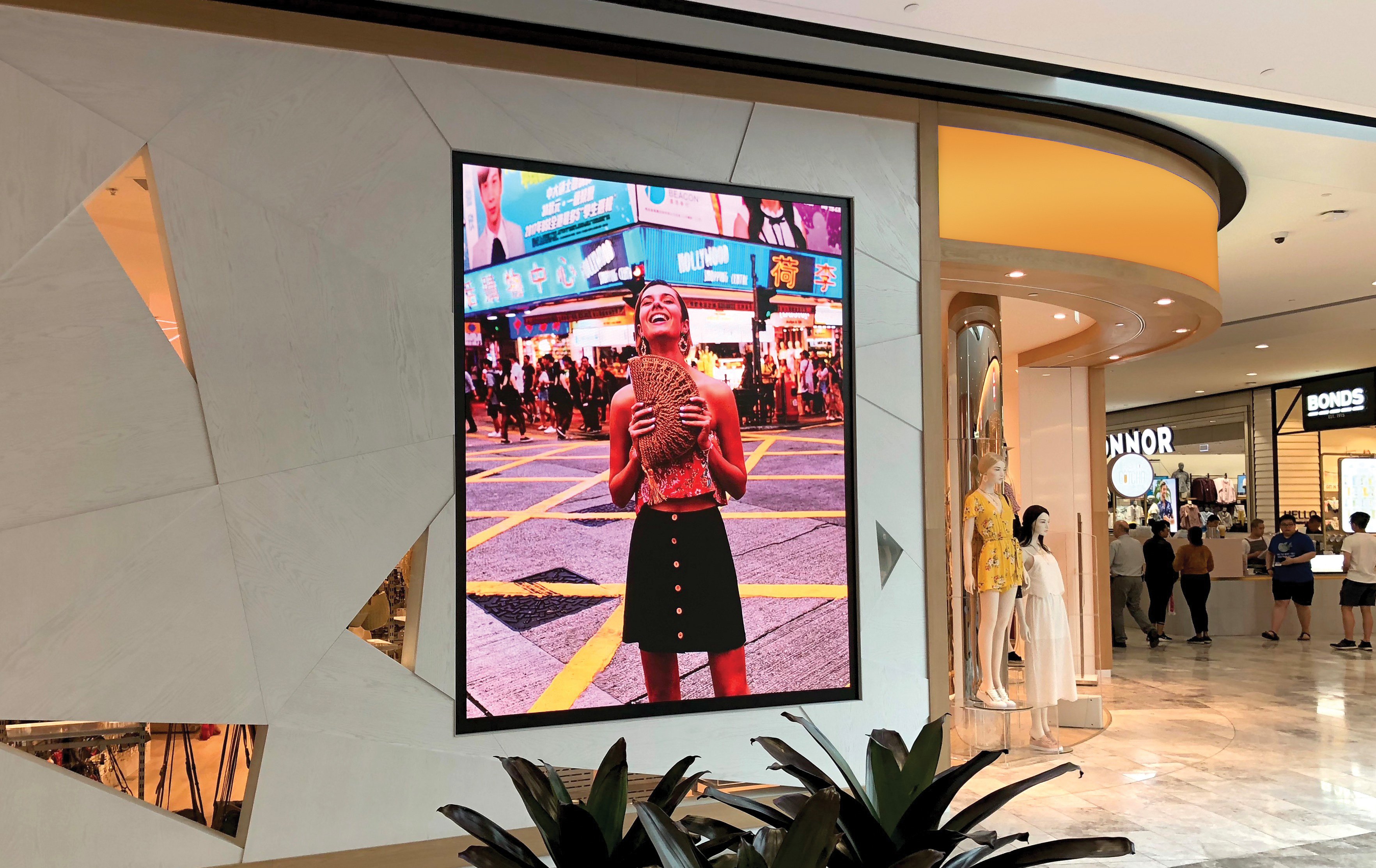 Sportsgirl_Shopfront